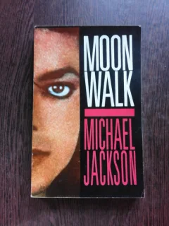 MOONWALK - MICHAEL JACKSON