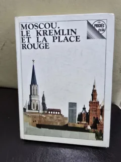 Moscou. Le Kremlin et la Place Rouge
