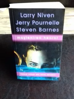 MOSTENIREA HEOROT - LARRY NIVEN
