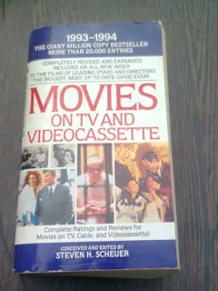 MOVIES ON TV AND VIDEOCASSETTE 1993-1994 - STEVEN H. SCHEUER   (CARTE IN LIMBA ENGLEZA)