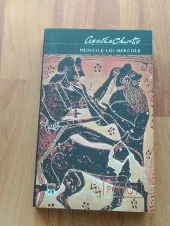 MUNCILE LUI HERCULE-AGATHA CHRISTIE