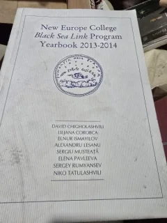 NEW EUROPE COLLEGE BLACK SEA LINK PROGRAM YEARBOOK 2013-2014-DAVID CHIGHOLASHVILI SI ALTII