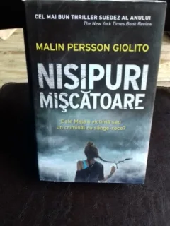NISIPURI MISCATOARE - MALIN PERSSON GIOLITO
