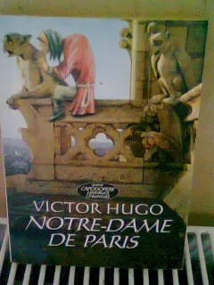 NOTRE-DAME DE PARIS-VICTOR HUGO