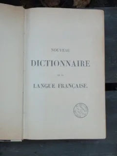 NOUVEAU DICTIONNAIRE DE LA LANGUE FRANCAISE