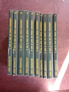O MIE SI UNA DE POEZII ROMANESTI - ANTOLOGIE, PREFATA SI BIBLIOGRAFIE DE LAURENTIU ULICI  10 VOLUME