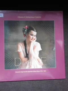 Oana Catalina Chitu, Divine, vinyl