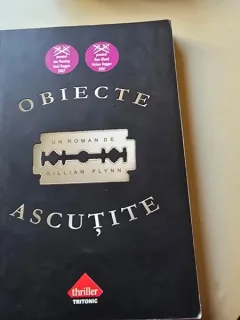 Obiecte ascutite - Gillian Flynn