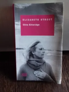 OLIVE KITTERIDGE - ELIZABETH STROUT