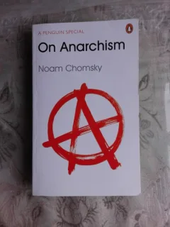 ON ANARCHISM - NOAM CHOMSKY  (CARTE IN LIMBA ENGLEZA)