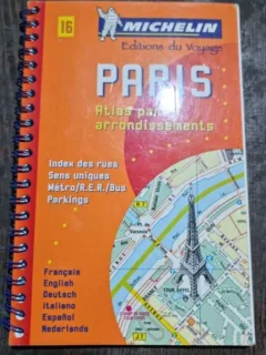 Paris - Atlas par Arrondissements