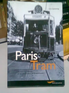 PARIS TRAM - CLIVE LAMMING  (CARTE IN LIMBA FRANCEZA)