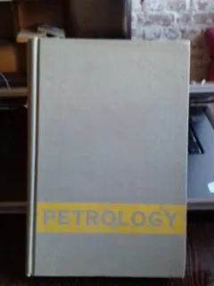 PETROLOGY - WALTER T. HUANG  (PETROLOGIE)