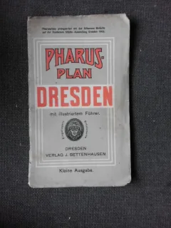 PHARUS-PLAN DRESDEN MIT ILLUSTRIERTEM FUHRER  (TEXT IN LIMBA GERMANA)