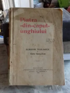 PIATRA DIN CAPUL UNGHIULUI - GALA GALACTION