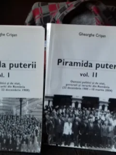 PIRAMIDA PUTERII - GHEORGHE CRISAN    2 VOLUME