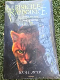 Pisicile razboinice. Sub semnul stelelor. Ultima speranta - Erin Hunter
