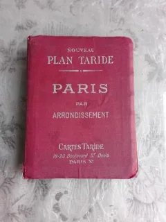 PLAN DE PARIS PAR ARRONDISSEMENT (TEXT IN LIMBA FRANCEZA)