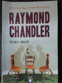 PLAY BACK-RAYMOND CHANDLER