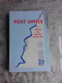 POST OFFICE - CHARLES BUKOWSKI  (CARTE IN LIMBA ENGLEZA)