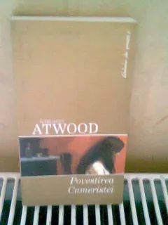POVESTIREA CAMERISTEI - ATWOOD