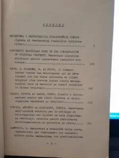 Probleme de patologie a cartii, culegere de material documentar