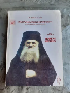 RASPUNSURI DUHOVNICESTI LA INTREBARILE CREDINCIOSILOR - ARGATU V. IOAN