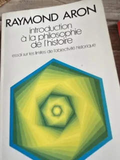 Raymond Aron - Introduction a la Philosophie de lHistoire