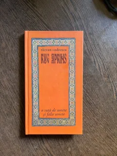 Razvan Codrescu Rug aprins. O suta de sonete si false sonete (cu dedicatie)