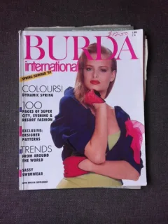 REVISTA BURDA INTERNATIONAL NR.1/1989, TEXT IN LIMBA ENGLEZA