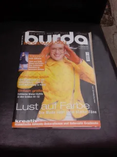 REVISTA BURDA NR.11/2005, TEXT IN LIMBA GERMANA CU INSTRUCTIUNI DE CUSUT IN LIMBA ROMANA