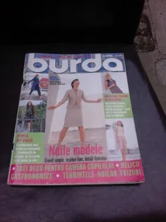 REVISTA BURDA NR.2/2000, TEXT IN LIMBA ROMANA