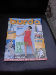 REVISTA BURDA NR.5/2000, TEXT IN LIMBA ROMANA