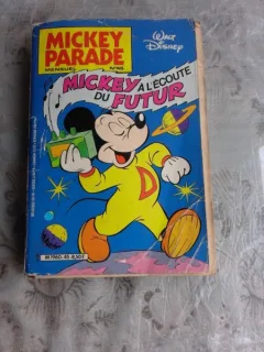 REVISTA CU BENZI DESENATE MICKEI PARADE NR.45/1960 (TEXT IN LIMBA FRANCEZA)