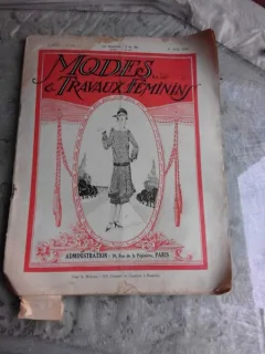 REVISTA MODES AND TRAVAUX FEMININS NR.131/1925