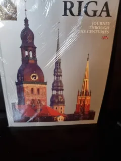 Riga. Journey through the Centuries - Mara Silina, Andris Lamsters