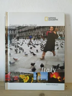 Robert Anderson - Countries of the World Italy. National Geographic