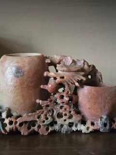 Sculptura in piatra  - Suport de pixuri si creioane (arta chinezeasca)