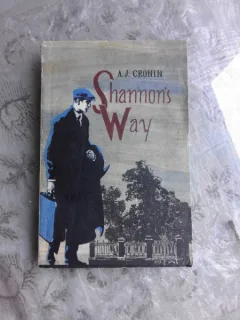 SHANNON'S WAY - A.J CRONIN  (CARTE IN LIMBA ENGLEZA)