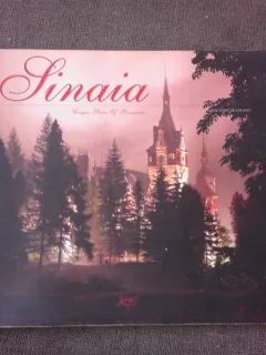 SINAIA, UNIQUE PLACES OF ROMANIA, ALBUM FOTOGRAFIC - GEORGE AVANU, DAN ANGHELESCU  (TEXT ROMANA/ENGLEZA)