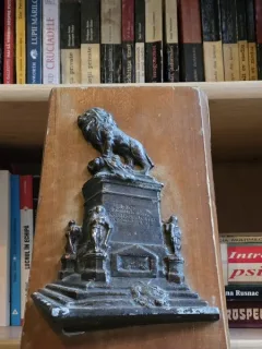 Statuia Leu, metal patinat