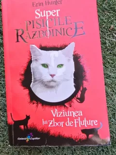 Super Pisicile razboinice. Viziunea lui Zbor de Fluture - Erin Hunter