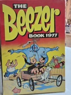 The Beezer book 1977