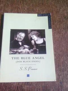 THE BLUE ANGEL - S.S. PRAWER  (CARTE IN LIMBA ENGLEZA)