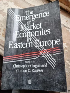 The emergence of market economies in Eastern Europe - Christopher Clauge (Apariția economiilor de piață în Europa de Est)