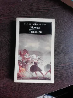 THE ILIAD - HOMER  (CARTE IN LIMBA ENGLEZA)