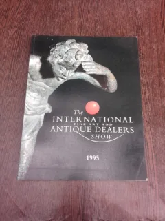 The International  fine Art and Antique Dealers show, 1995  (text in limba engleza)