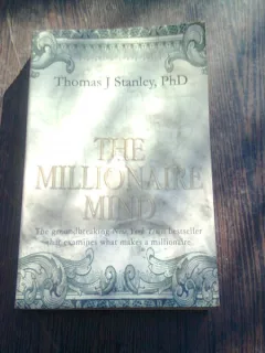 THE MILLIONAIRE MIND - THOMAS J. STANLEY  (CARTE IN LIMBA ENGLEZA)