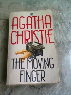 THE MOVING FINGER - AGATHA CHRISTIE  (CARTE IN LIMBA ENGLEZA)