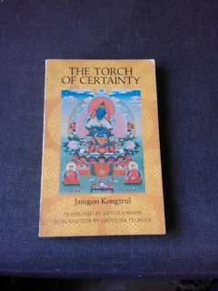THE TORCH OF CERTAINTY - JAMGON KONGTRUL   (CARTE IN LIMBA ENGLEZA)
